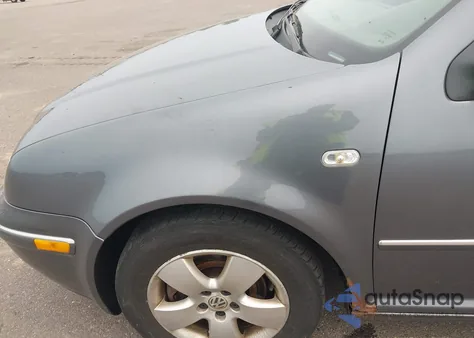 2004 Volkswagen Jetta Gls z USA, uszkodzony, nr VIN 3VWSK69M74M005594